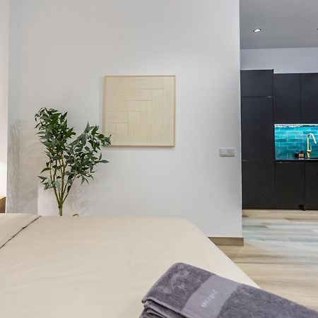 Suite Deluxe Valencia - Aiora Apartments エクステリア 写真
